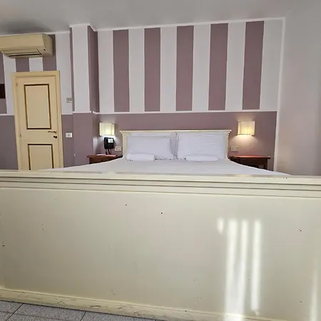 Rosalba Hotel 2*