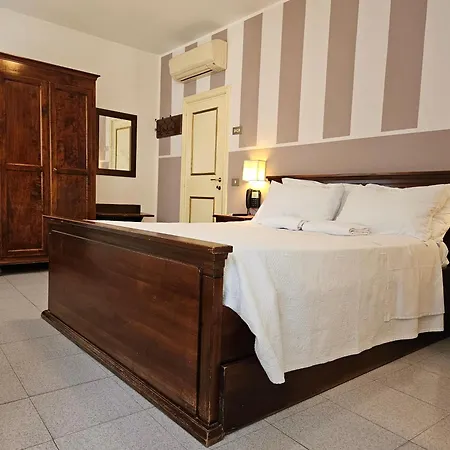 Otel Rosalba 2*