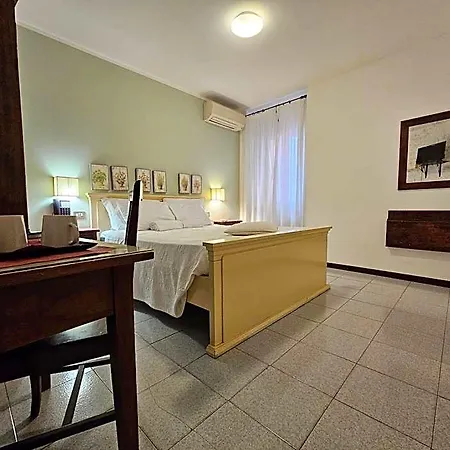 Otel Rosalba 2*